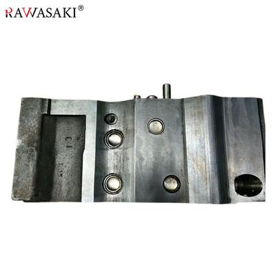 حفارة SK200-8 SK210-8 SK250-8 SK260-8 أجزاء J05E رأس أسطوانة المحرك