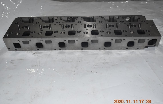 أجزاء آلات المحرك 1407373 رأس الأسطوانة لشركة هيتاشي 962G 950G 938G 950F
